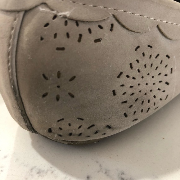 I❤️COMFORT flats color: Cream Size:9 comfortable - Picture 4 of 15